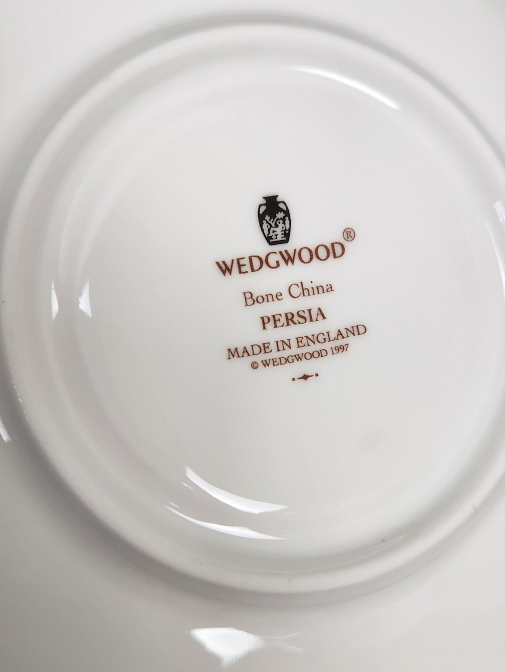 Vintage Wedgwood England Persia Pattern Fine China 7 Piece Saucer Plate set. - Picture 6 of 6